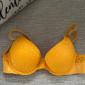 PINK Wear Everywhere Bra